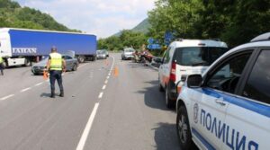 Катастрофа между кола и АТВ на пътя за Банско 3