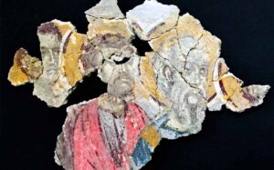 В църквата Света Богородица в Мелник са открити 124 находки от камък, керамика и метал!